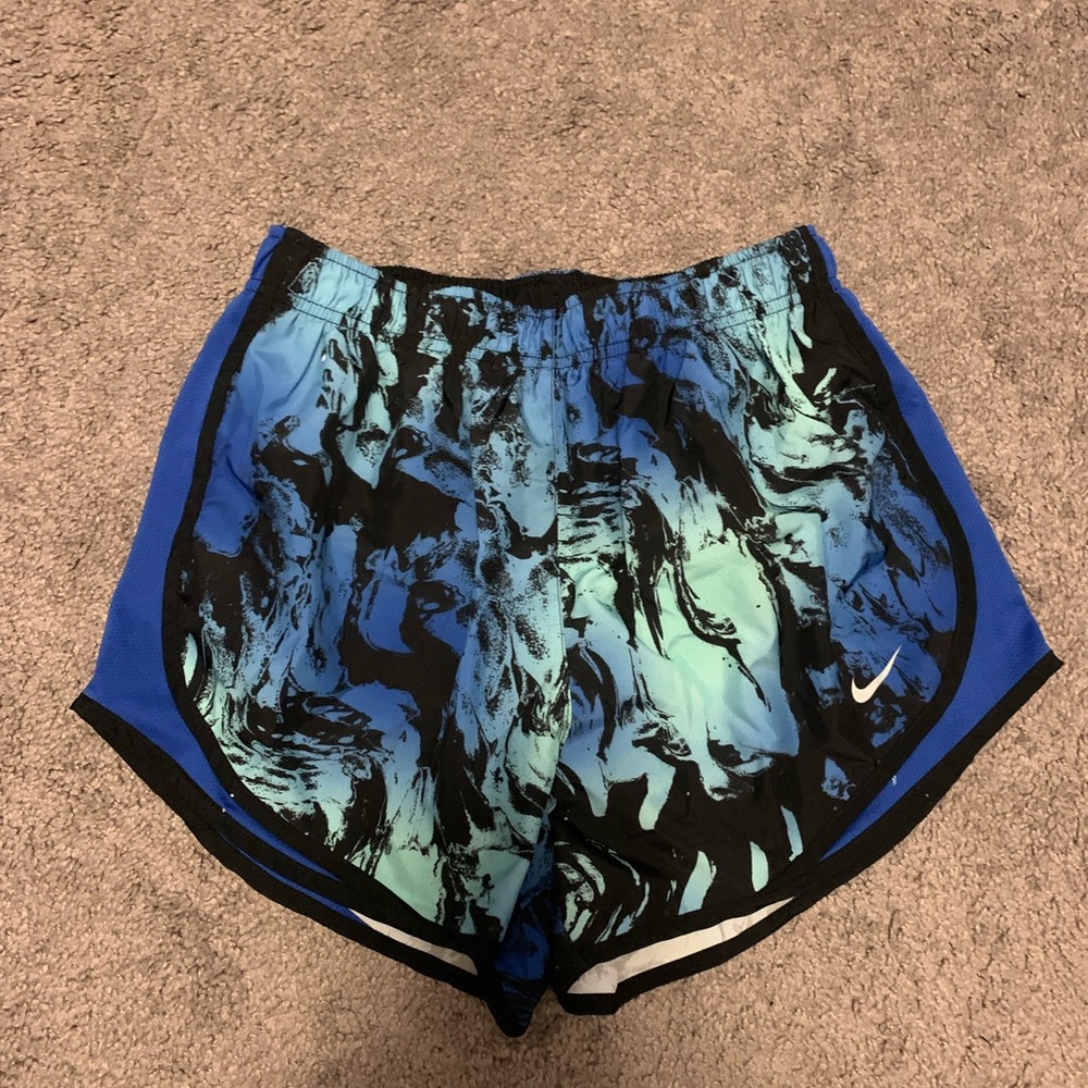 Women’s tempo running shorts